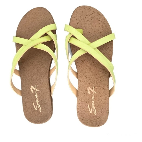 SEVEN7 MELBOURNE LIME MULTI STRAP FLIP FLOP STRAPPY SLIP ON SLIDE SANDALS SIZE 8 - Picture 1 of 3